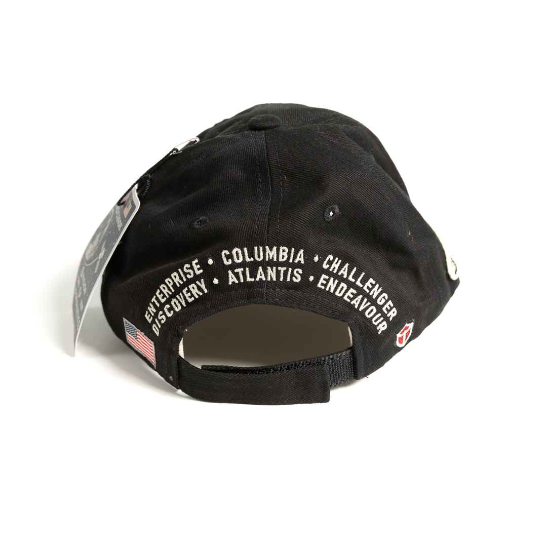 シャトル D-Hat. NASA Space Shuttle Approach And Landing Test Hat Black