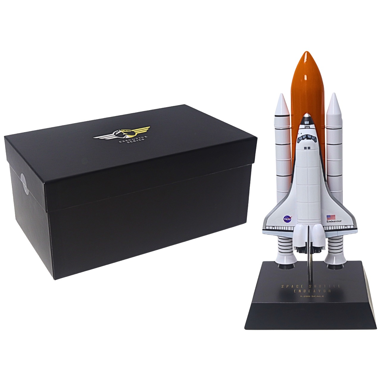 Executive Series Space Shuttle Full Stack Endeavour 1:200 Model