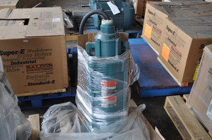 15 HP, 1200 RPM, 230/460 V, Baldor Surplus Electric Motor (w8-806242) 15 HP, 1200 RPM, 230/460 V, Baldor Surplus Electric Motor (w8-806242)