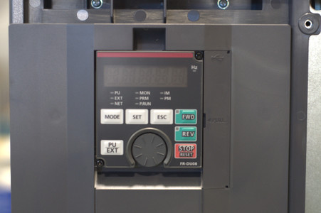 How to Mount a Mitsubishi VFD Parameter Unit