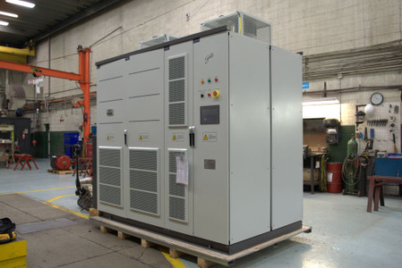 When to Use Low Voltage vs. Medium Voltage VFDs Complete Guide