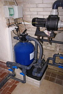 Industry Spotlight: Using VFDs for Swimming Pool Filtration Systems