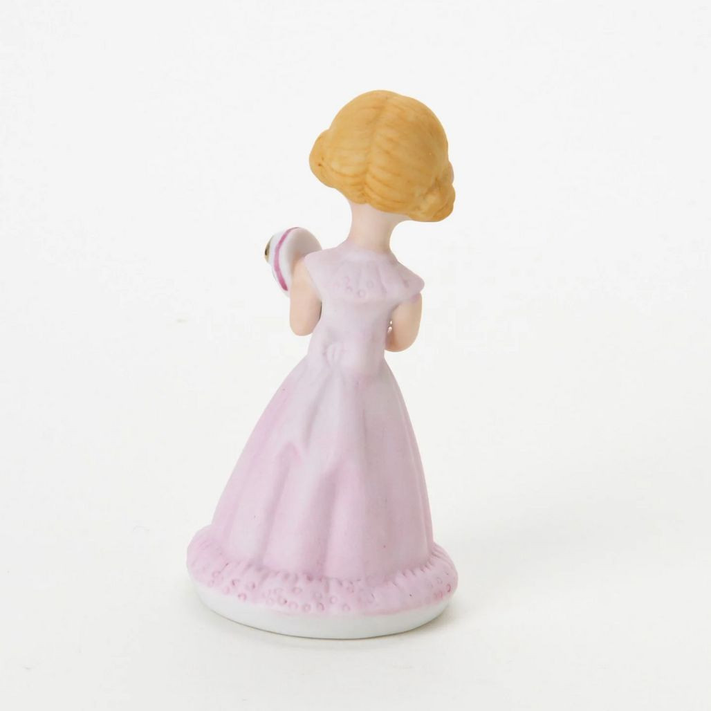 Growing Up Girls Figurine Age 5 Blonde