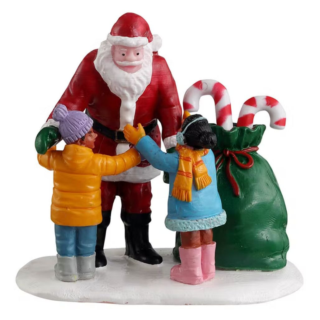 Lemax - Santa Gets A Hug