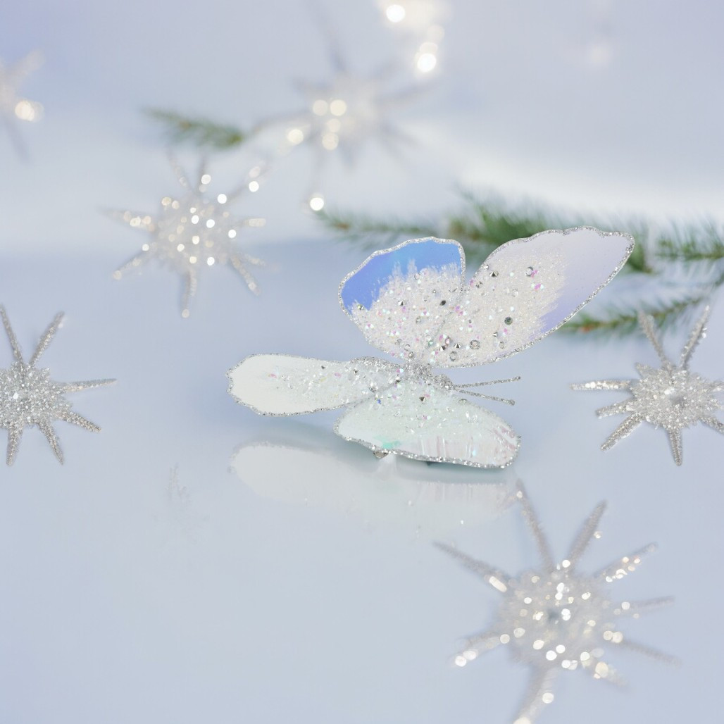 Small Iris Butterfly Clip