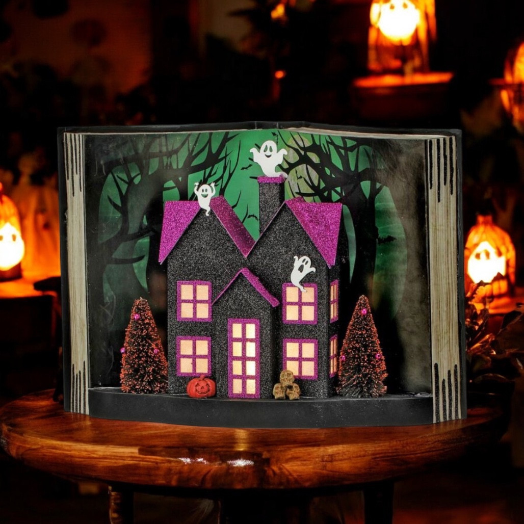 LED Halloween Book with Haunted House – Green Background