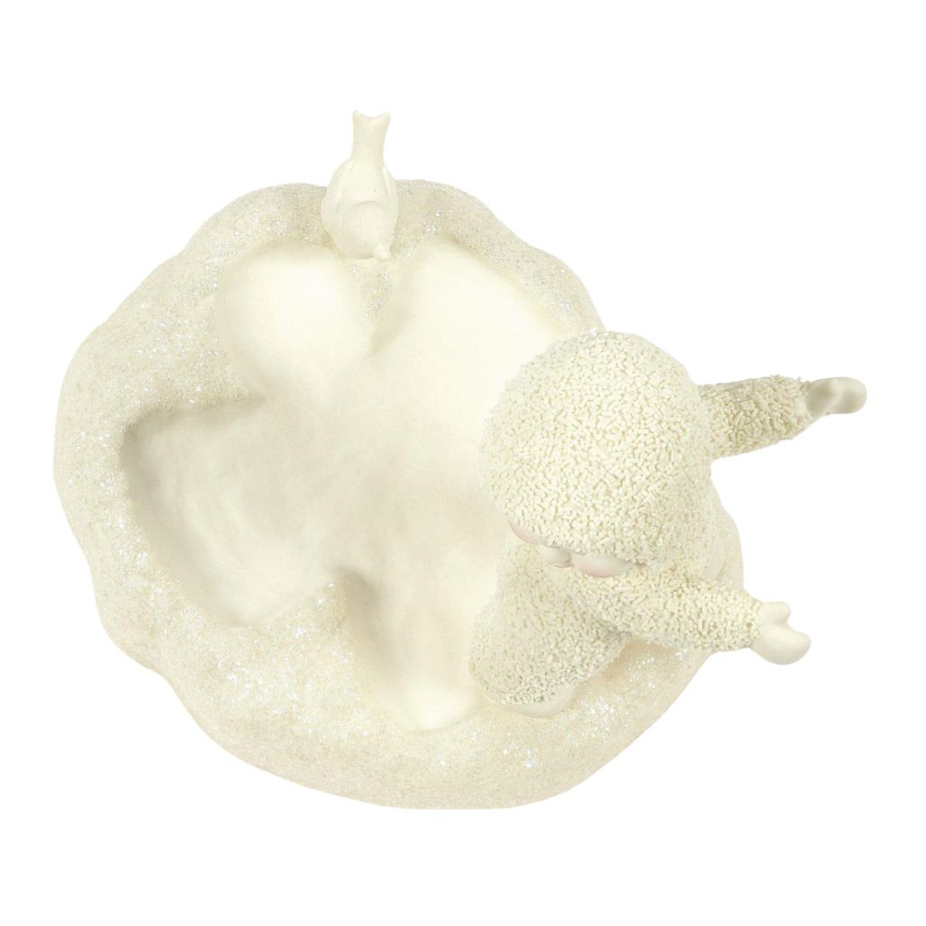 Snowbabies - Making a Snow Angel