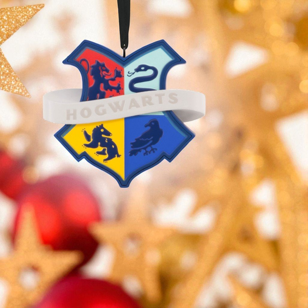 Hallmark Harry Potter Hogwarts Crest Ornament