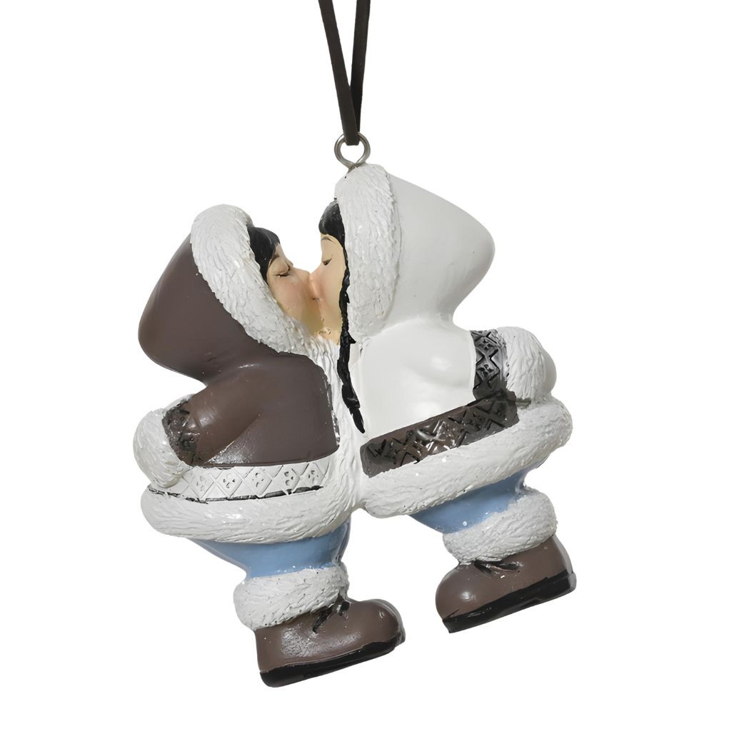 Winter People Kissing Ornament | 4 Inch
