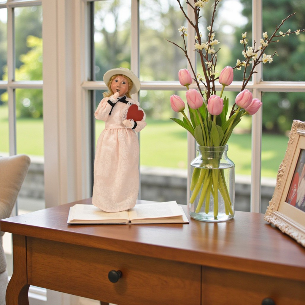 Byers’ Choice Valentine Proposal Woman | Romantic Caroler