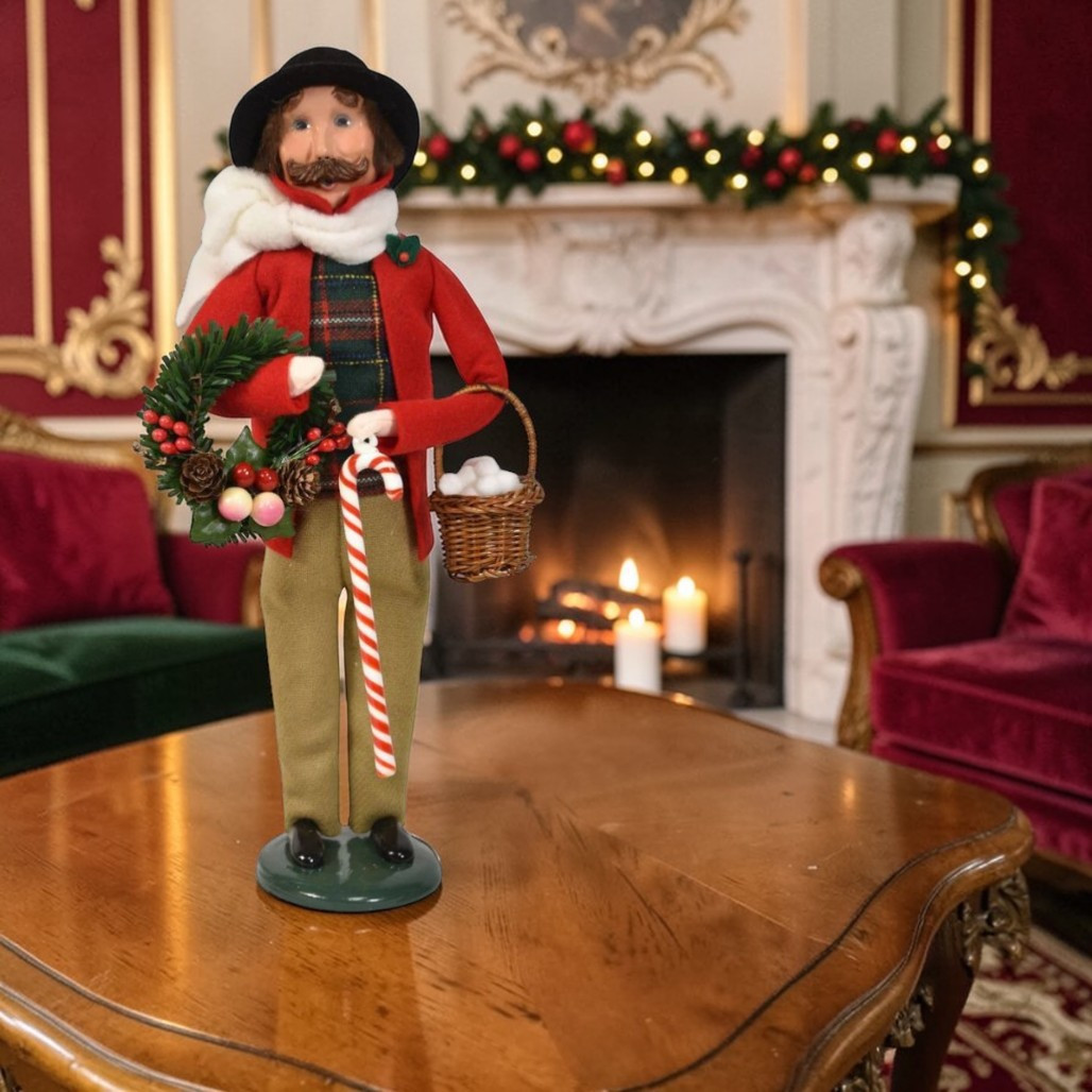 Byers’ Choice Sweets Family Man Caroler | 13 inches
