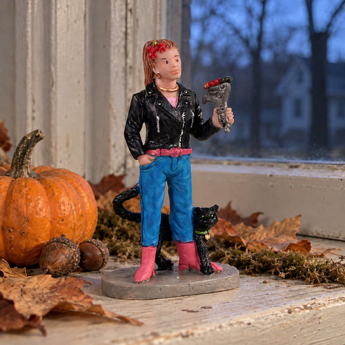Lemax Tattoo Katarina & Cat – collectible Halloween village piece displayed in a cosy home