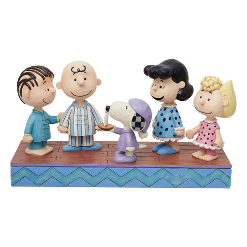 Jim Shore - Peanuts - Peanuts Gang In Christmas PJs Figurine