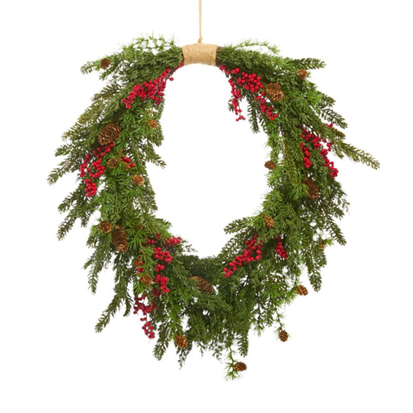 30 Inch Cedar and Berry Wreath