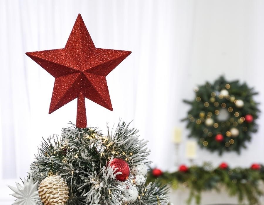 Beautiful Christmas Tree Topper using Santa's Hat, And festive Christmas  Floral picks!