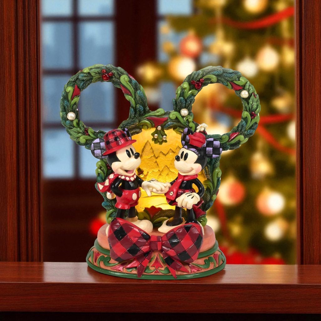Jim Shore - Disney Traditions - Mickey & Minnie LED Diorama