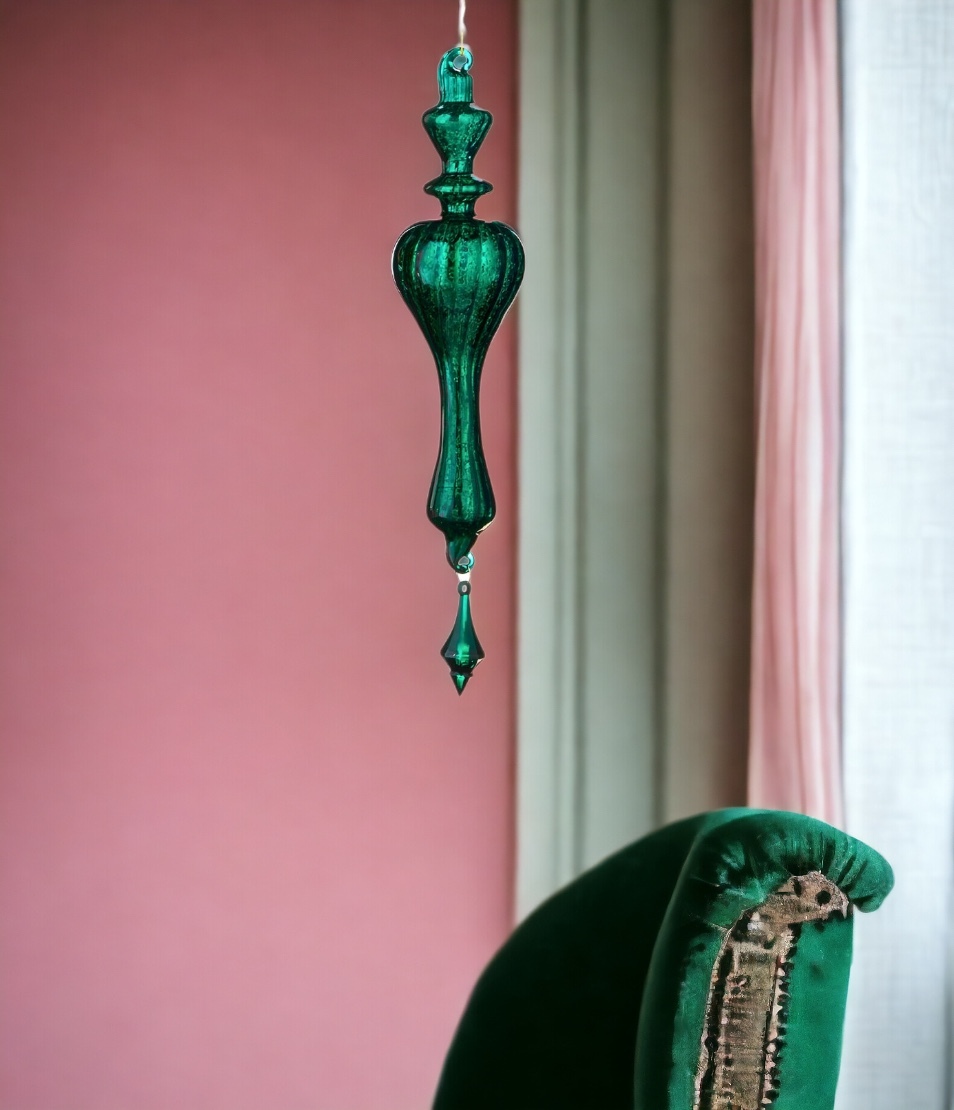 Finial 