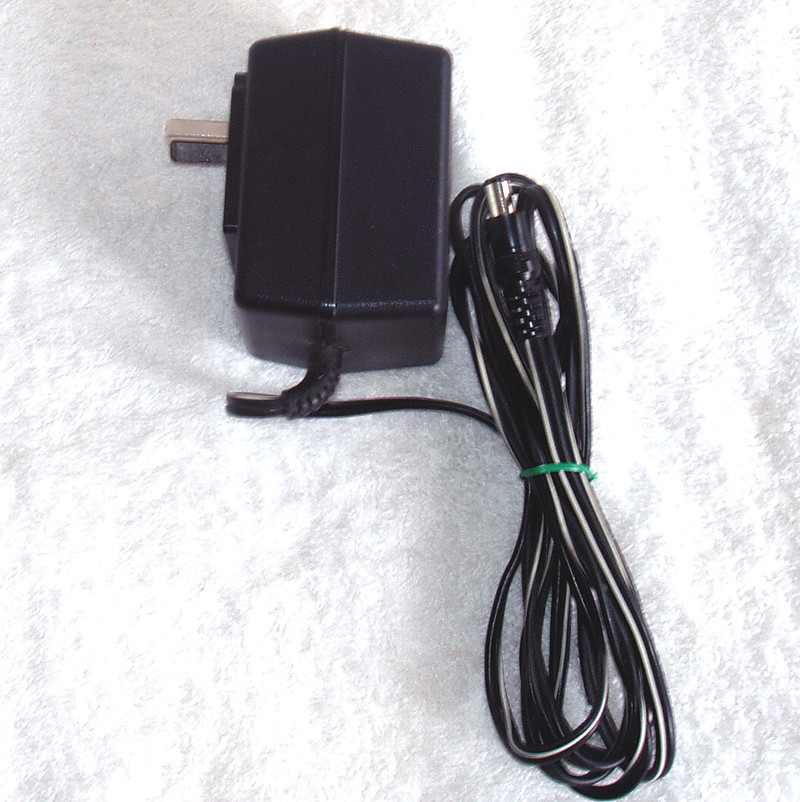 BOSS Power Plug Pack BRA-240A 12V DC
