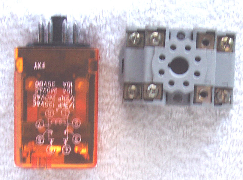 Relay Fujitsu FUJITSU Electromechanical Power Relay 24V AC DPDT 10A With IDEC Socket