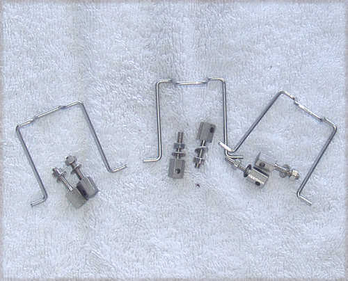 Screw Panel Mount IEC SOCKET 8.4mm Plug Retaining Spring Clip (USED Pull)