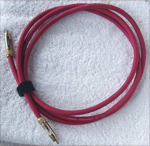 INTERDYN Integrity Interconnect 2 Metre Lead With Original Gold Plated Connectors (Partial!) USED Tested