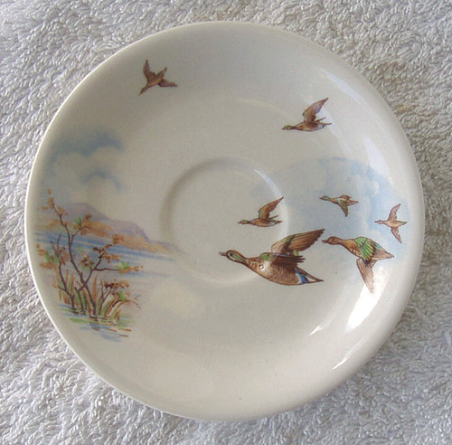 1945+  ALFRED MEAKIN Mullard Ducks In Flight DEMI SAUCER  ONLY