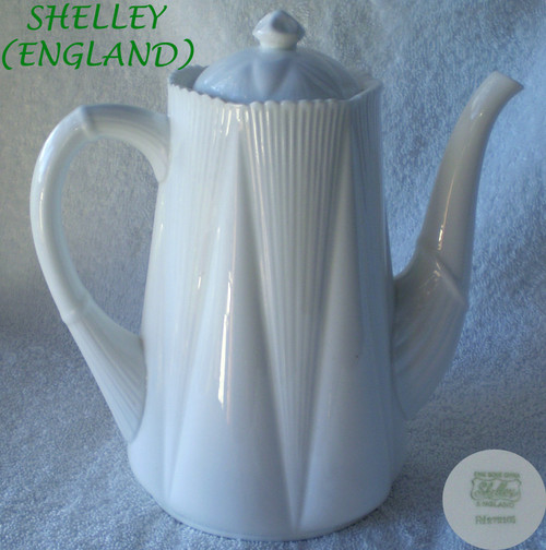 1945 ~ 1966 SHELLEY (England) Fine Bone China COFFEE POT With Locking Lid DAINTY Pattern 1945 ~ 1966 SHELLEY (England) Fine Bone China COFFEE POT With Locking Lid DAINTY Pattern
