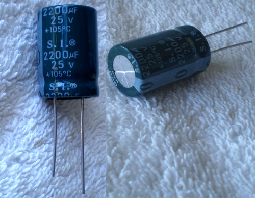 S.I. Electrolytic Capacitor 2200uF 25V 105C Low ESR NEW Old Stock