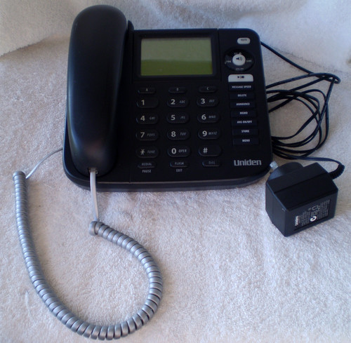 UNIDEN Model: FP1355 Black Landline Telephone With Digital Answering Machine & LCD Screen  (Desktop Or Wall Mounting) USED Tested Working