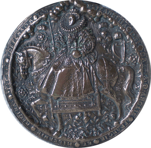 1970's ~ 1980's MARCUS DESIGN (England)  Realistic Replica Of QUEEN ELIZABETH I GREAT SEAL 1584+ Period  5.5" Diameter Wall Plaque