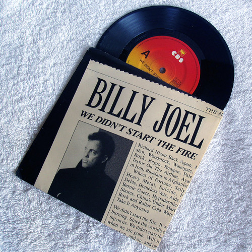 Synth Pop - Billy Joel We Didn't Start The Fire  7" Vinyl 1989