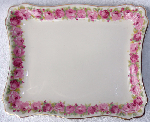 1942~ ROYAL DOULTON D5533 Pink Roses Garland Scone Serving Tray