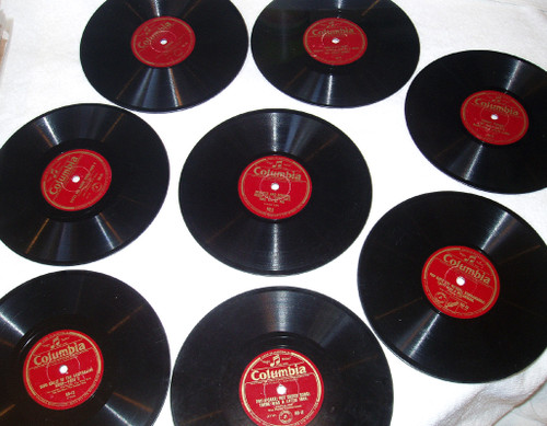 RARE!! 85+ Year Australiana Phonograph 8 inch 78's records 