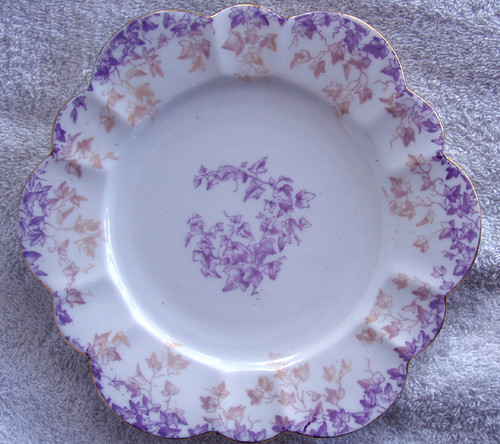 Late 1800's ~ early 1900's WILEMAN (Pre Shelley) Cake Plate ONLY (Mauve/Light Brown Pattern)
