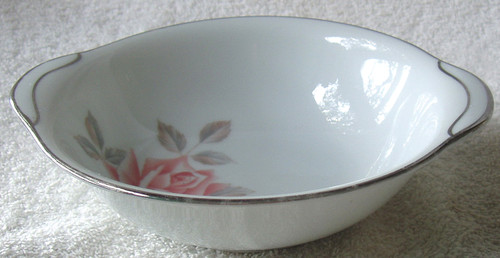 1963 ~ 1968  NORITAKE White Porcelain 6" Handled Soup Bowl