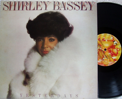 Easy Vocal Jazz - SHIRLEY BASSEY Yesterdays  Vinyl 1978