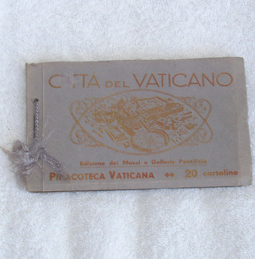 Vintage City Of Vatican 20 Postcards Booklet - good condition 