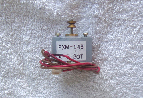 HOSIDEN (Japan) DC Motor  Model: HMR-32  (Used - Tested)