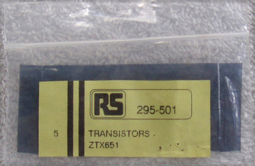 ZETEX ZTX651 ( Medium Power Si NPN Transistor) NEW OLD STOCK