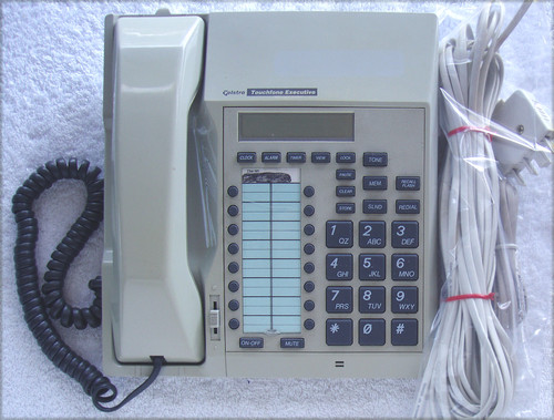 TELSTRA Touchfone Executive Landline Telephone (WORKS!)