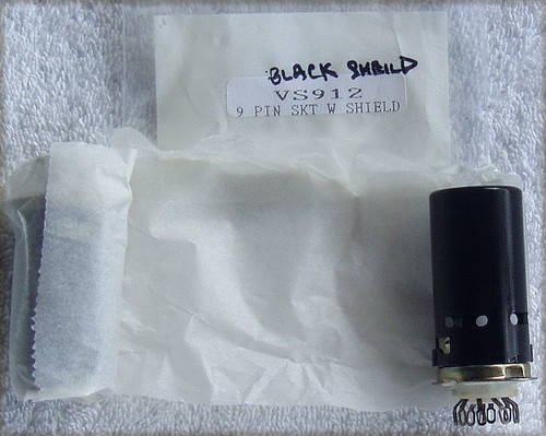 CERAMIC 9 Pin Valve Tube Socket With BLACK Sprung Shield (NEW Old Stock)