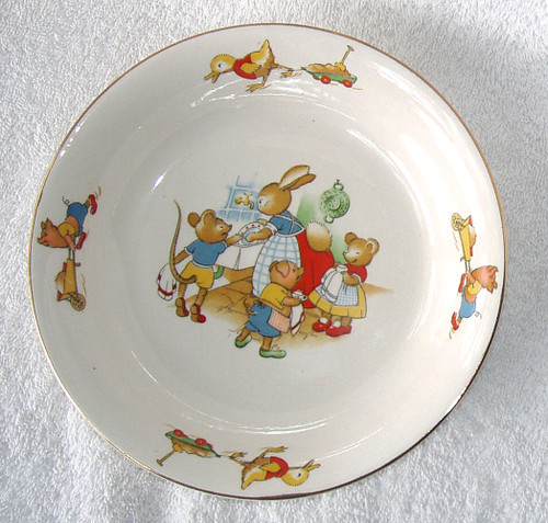1954 WASHINGTON POTTERY (ENGLAND) Children's Themed Bowl