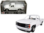 1992 Chevrolet 454 SS Pickup Truck White 1/24 Diecast Model Car by Motormax F977-73203w