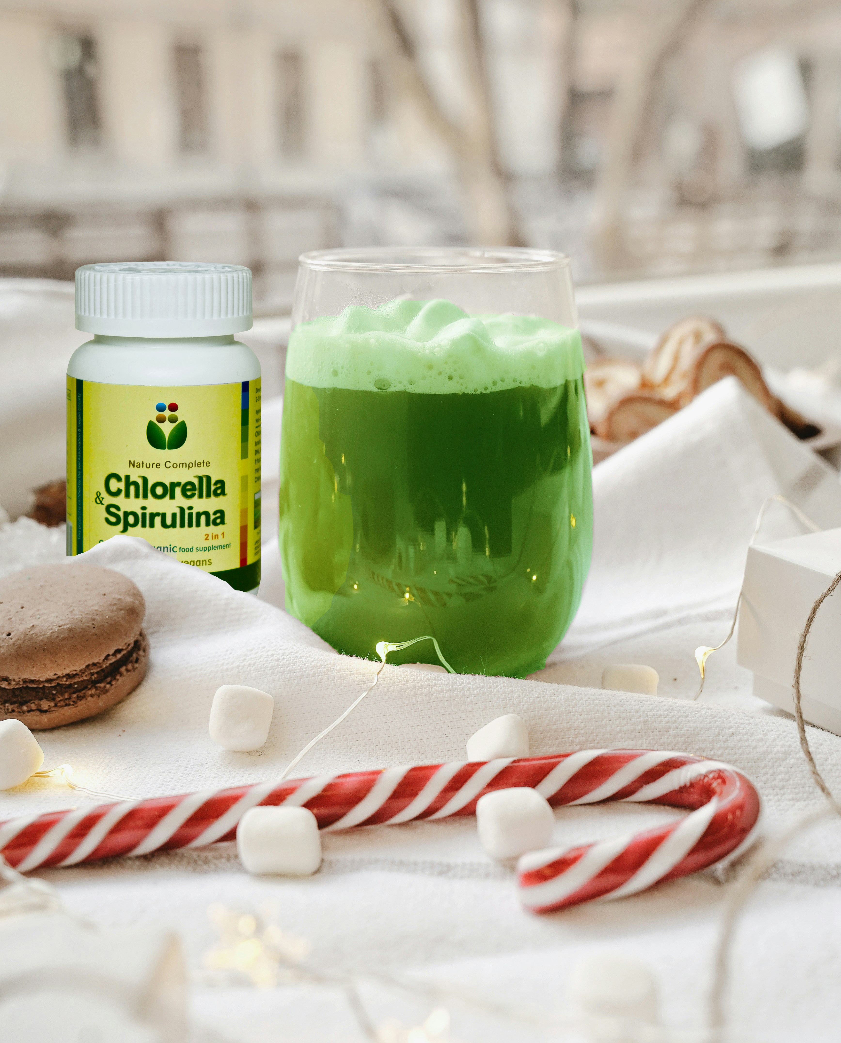 Festive Energy Boost with Certified Organic Chlorella + Spirulina 2-In-1