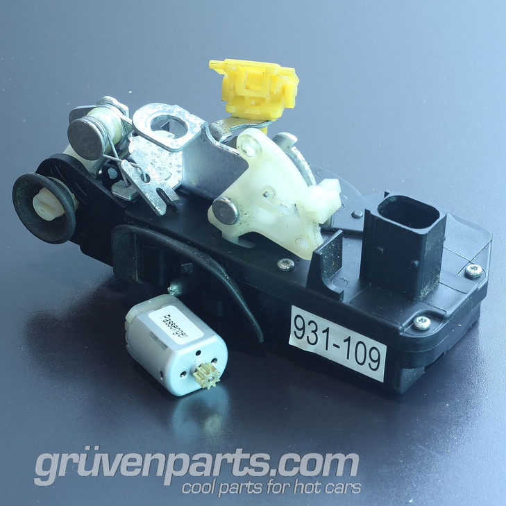 GruvenParts high-torque door lock actuator replacement motor with brass gear for 2007-2014 GM trucks and SUVs including Tahoe, Yukon, Escalade, Silverado, Suburban, and Sierra.