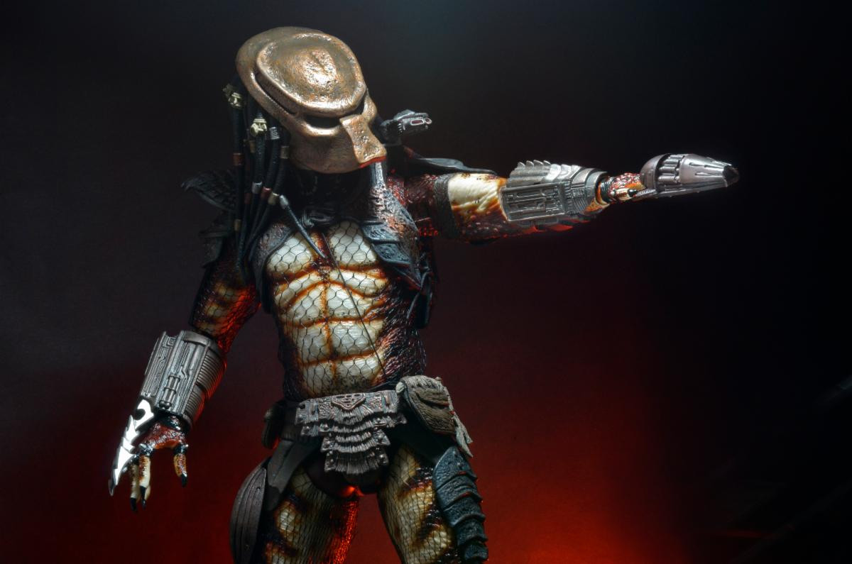 NECA Predator City Hunter with lights 1/4 scale Action Figure