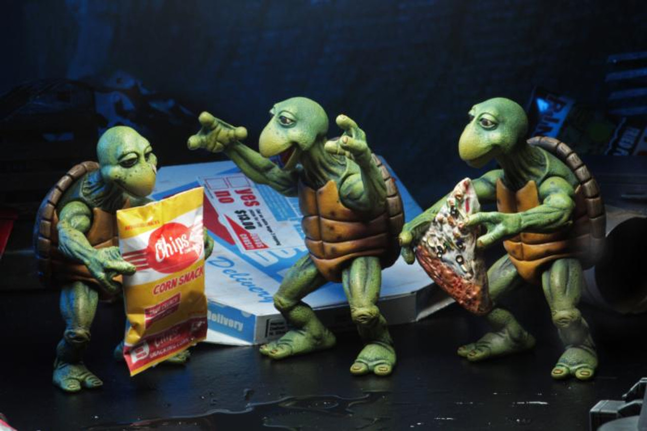 Check Out NECA's Teenage Mutant Ninja Turtles 1990 7 Action Figures