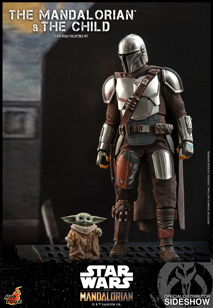 Hot Toys Star Wars The Mandalorian and The Child Sixth Scale