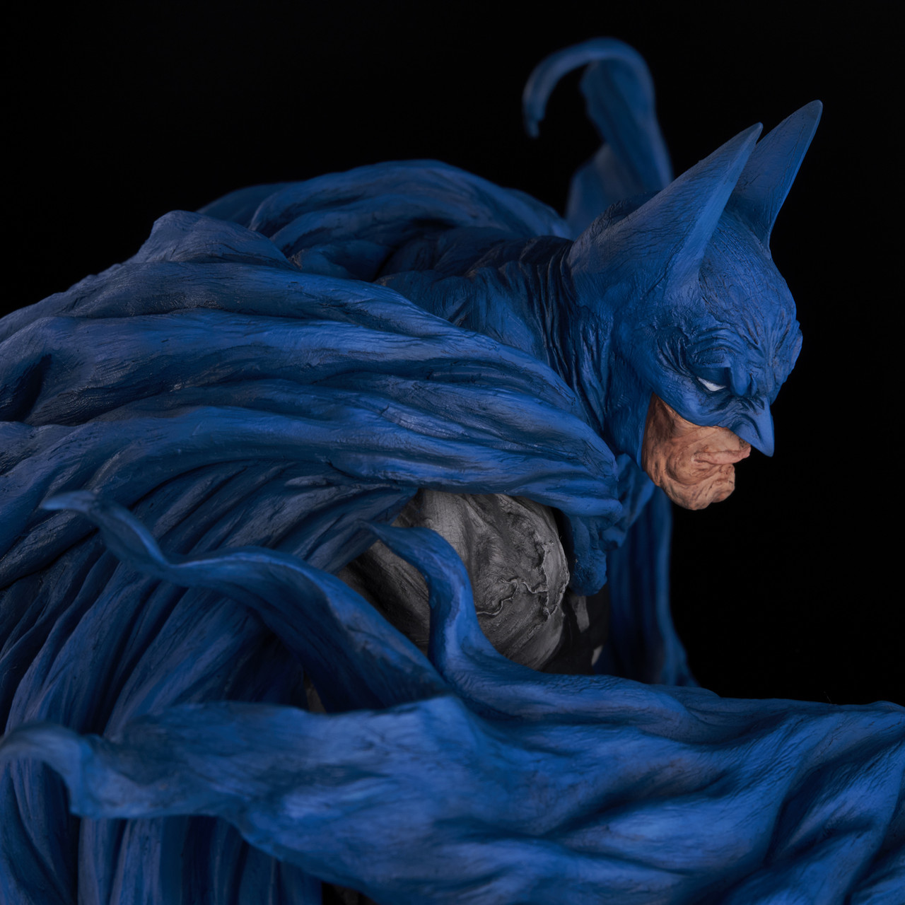 ターイソフビナルバットマン ヘヴィー・ブルーVer. 完成品フィギュア sofbinal（ソフビナル）バットマン ヘヴィー・ブルーVer.|ユニオン