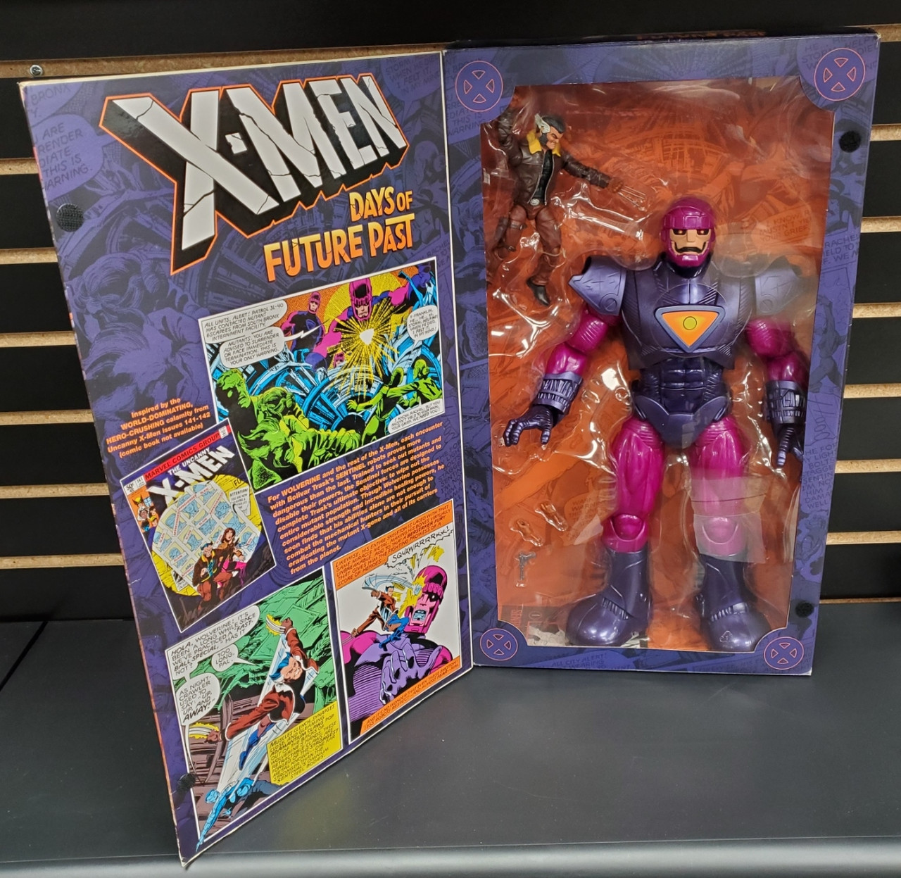 Hasbro Marvel Legends Series X-Men Days of Future Past 16-inch Electronic  Sentinel and 6-inch Wolverine Figure Collector/Fan 2Pack Open package